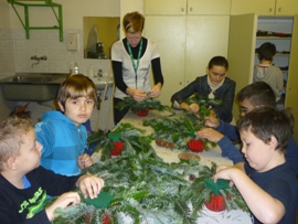 Weihnachtsgestecke_17.18.12.2013_3